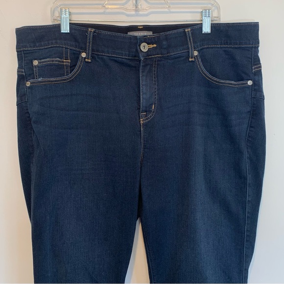 Torrid Bombshell Skinny Jeans - Picture 2 of 7